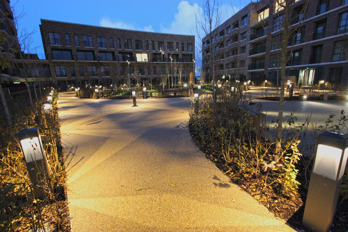 AluExcel landscape edging for 3000sqm garden at Project Light | Images
