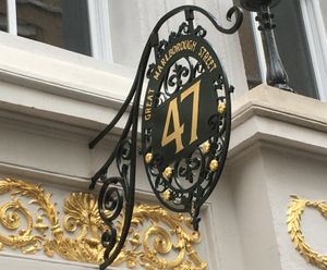Bespoke cast aluminium signs and plaques
