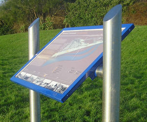 Outdoor lectern signs with interpretation panels