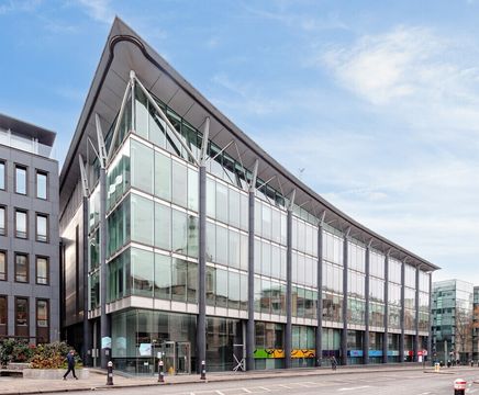 Maxwood Washrooms celebrates a raft of new business wins