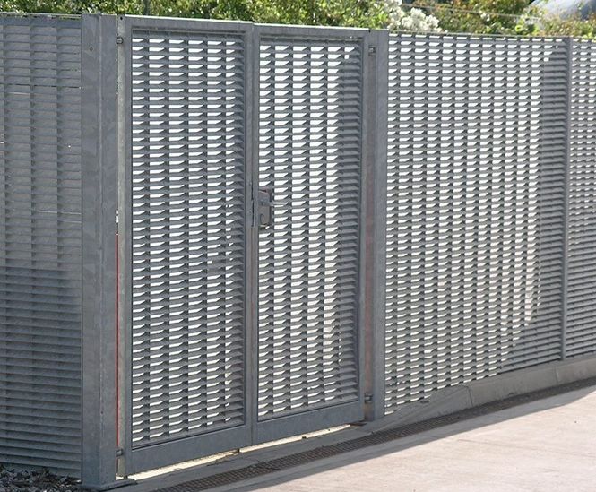 Wheelie-bin store, The Fort Retail Park