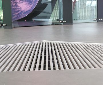 Barrot floor grating - City Hall, London