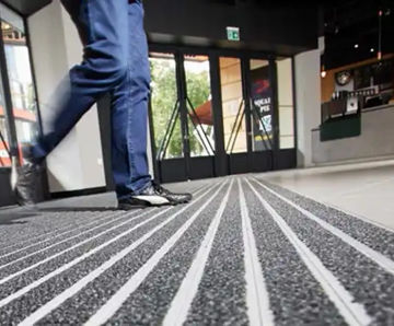 Q-Mat: The Westminster entrance matting
