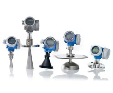 Micropilot FMR5x radar level instruments