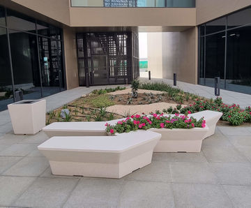 Bench Connectivity - modular concrete outdoor seating