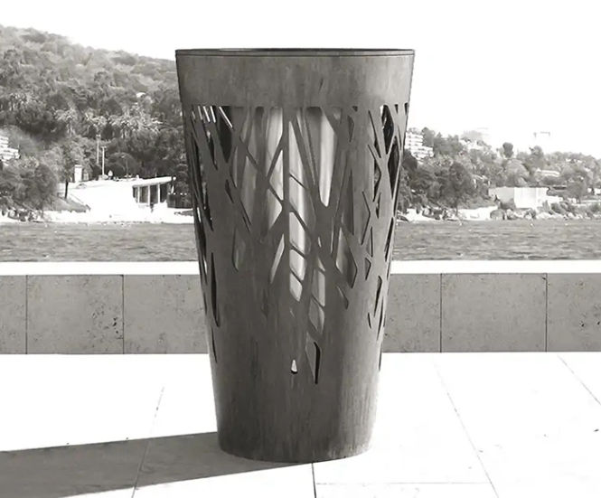 Crossed litter bin by LAB23
