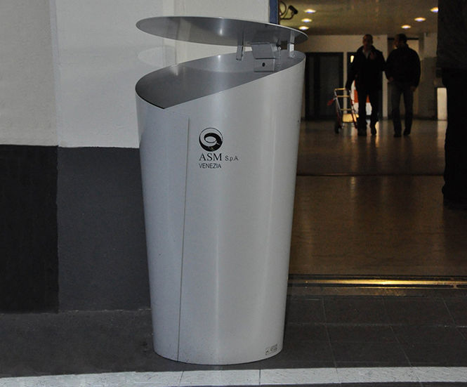 Avo Litter Bin By LAB23 