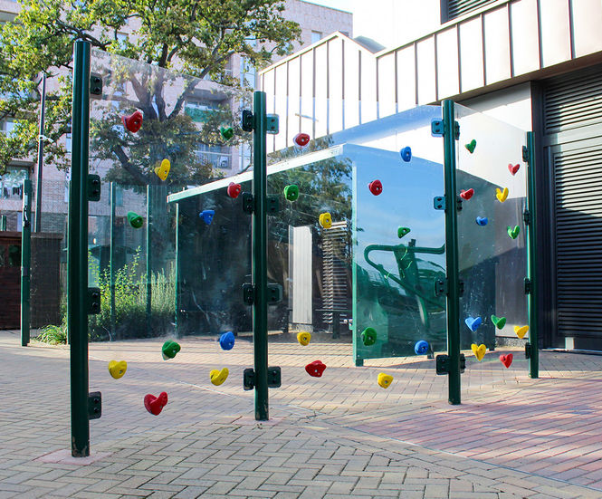 Enhancing Greenvale School with traverse wall and shelters
