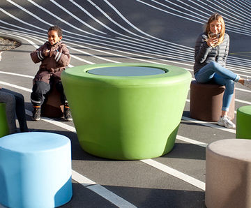 Loop Cone polyethylene indoor Table