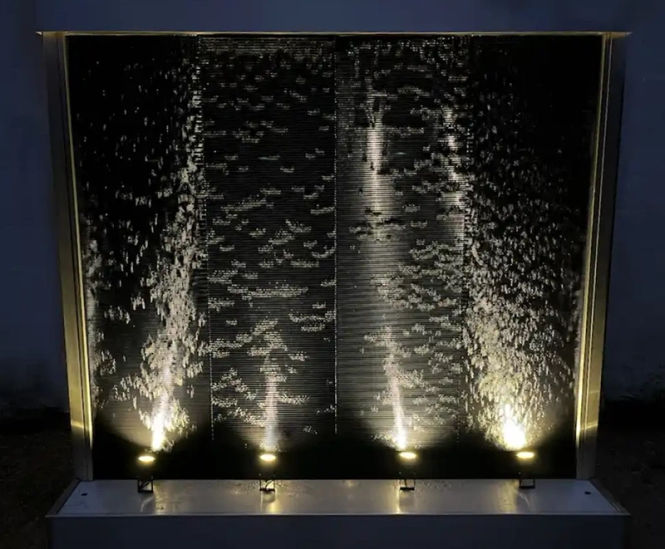 The Irus™ compact water wall feature
