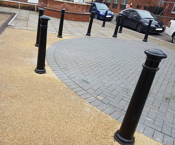 NatraTex Cotswold provided decorative paving for Aldi in Chertsey
