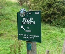 Estate signs for national parks and historic sites