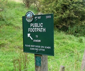 Estate signs for national parks and historic sites