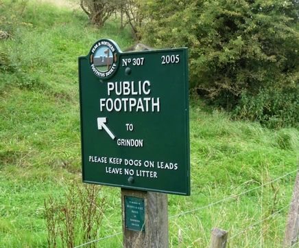 Estate signs for national parks and historic sites