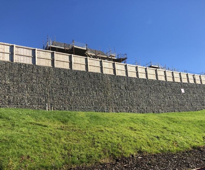 Mass gravity retaining walls for Barratt Homes development