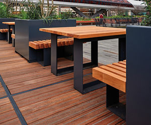 Parklets, seating, tables and planters - Canary Wharf, London