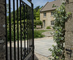 Hidcote Flagstones - National Trust paving slabs for outdoor landscaping
