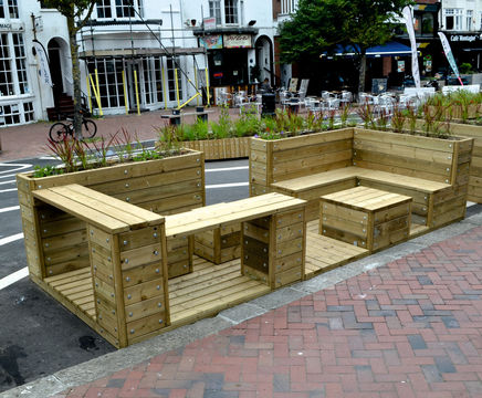 Grenadier planter / seating - Parklet unit 02