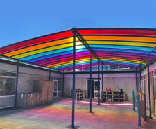 Bespoke freestanding shelter - Dundale Primary School & Nursery