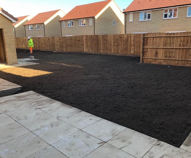 Landscape20 - multi-purpose topsoil for landscaping and sports fields