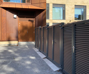 Italia-80 steel louvred grille fencing