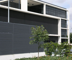 Italia-100 steel louvred grille fencing