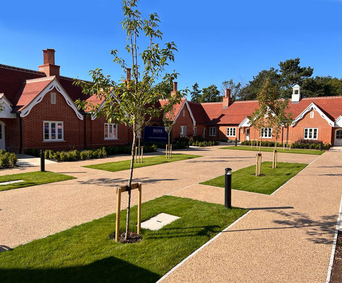 Resin Bound Permeable SuDS-Compliant Surfacing