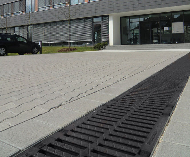 FASERFIX SUPER channel drainage. Extreme loads and dynamic forces