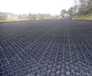 Hy-Pave Dura - porous cellular pavers for grass / gravel
