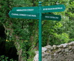 Aluminium fingerpost assembly