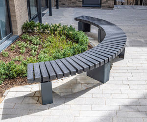 Langley LBN126 - recycled plastic and steel curved bench