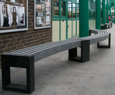 Canvas 30 Degree - 1.9m curved recycled plastic bench