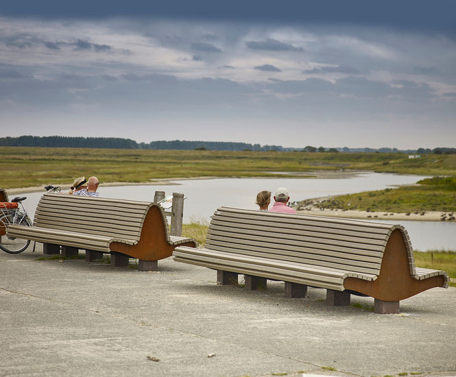Knokke - recycled plastic and corten steel double-sided outdoor bench
