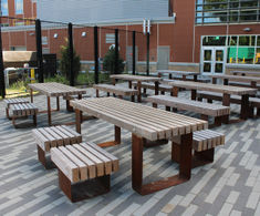 QUAY FSC timber and steel table