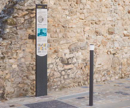 Interpretation and wayfinding signage enhances tourism in Reims