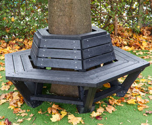 Alderwood - hexagonal recycled plastic tree seat with backrest
