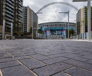 Staffordshire Blue Classic square and chamfered clay pavers