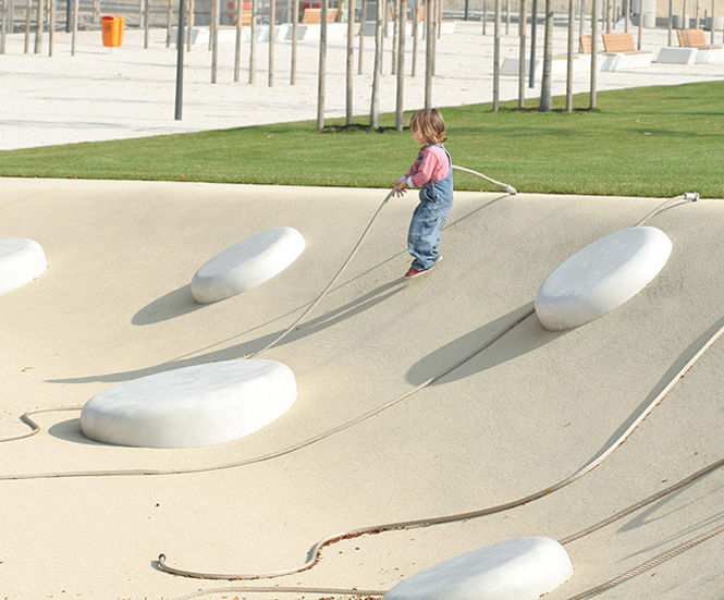Bubble Concrete Seat By Concrete Rudolph