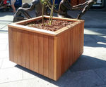 Ealing Planter