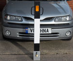 Heavy duty removable bollard