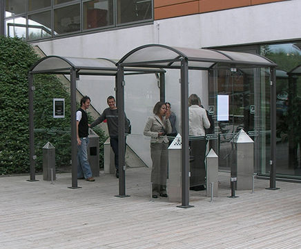 Classic Smoking Shelter