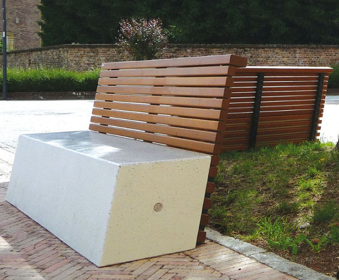 Anastasio Bench