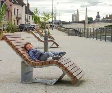 Solid Serif Loungers