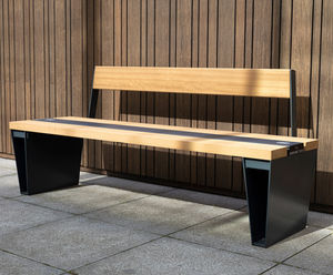 Veeva Sol - smart outdoor bench with solar powered phone charging