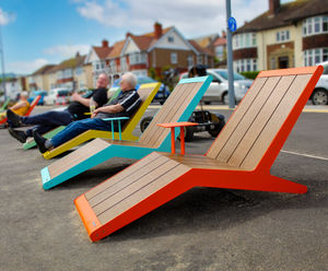 Street furniture package for coastal defence project - Colwyn Bay
