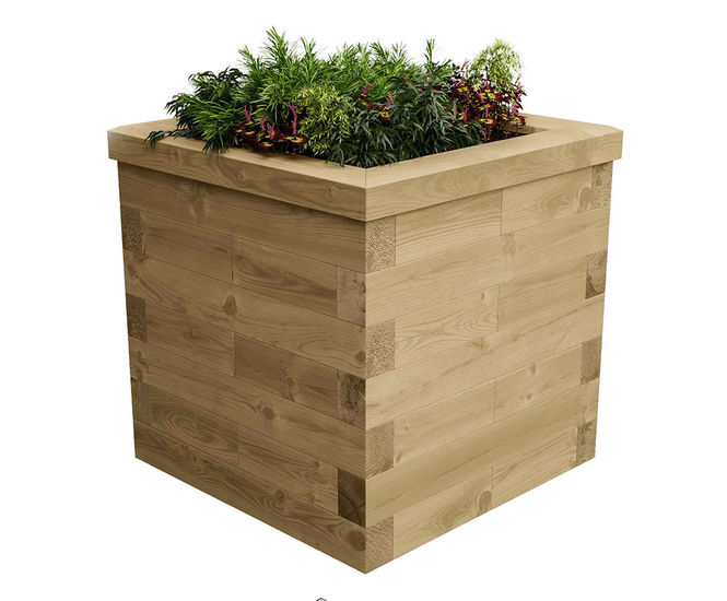Tulloch Planter - square Scots pine tree planter