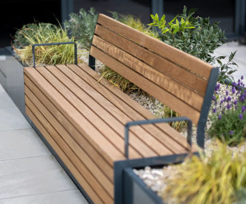 AKRI Snap - modular seating and planter system