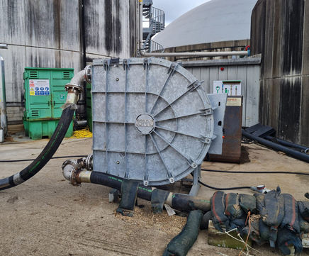 Peristaltic Pumps for thick fluids available for hire