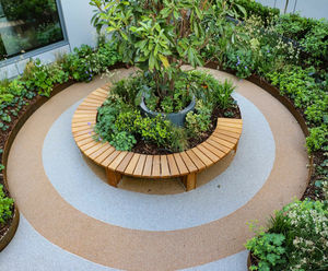 Sheldon all-timber curved bench - SBN339