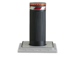 K4 275/700A - HVM anti-terrorism automatic rising bollard